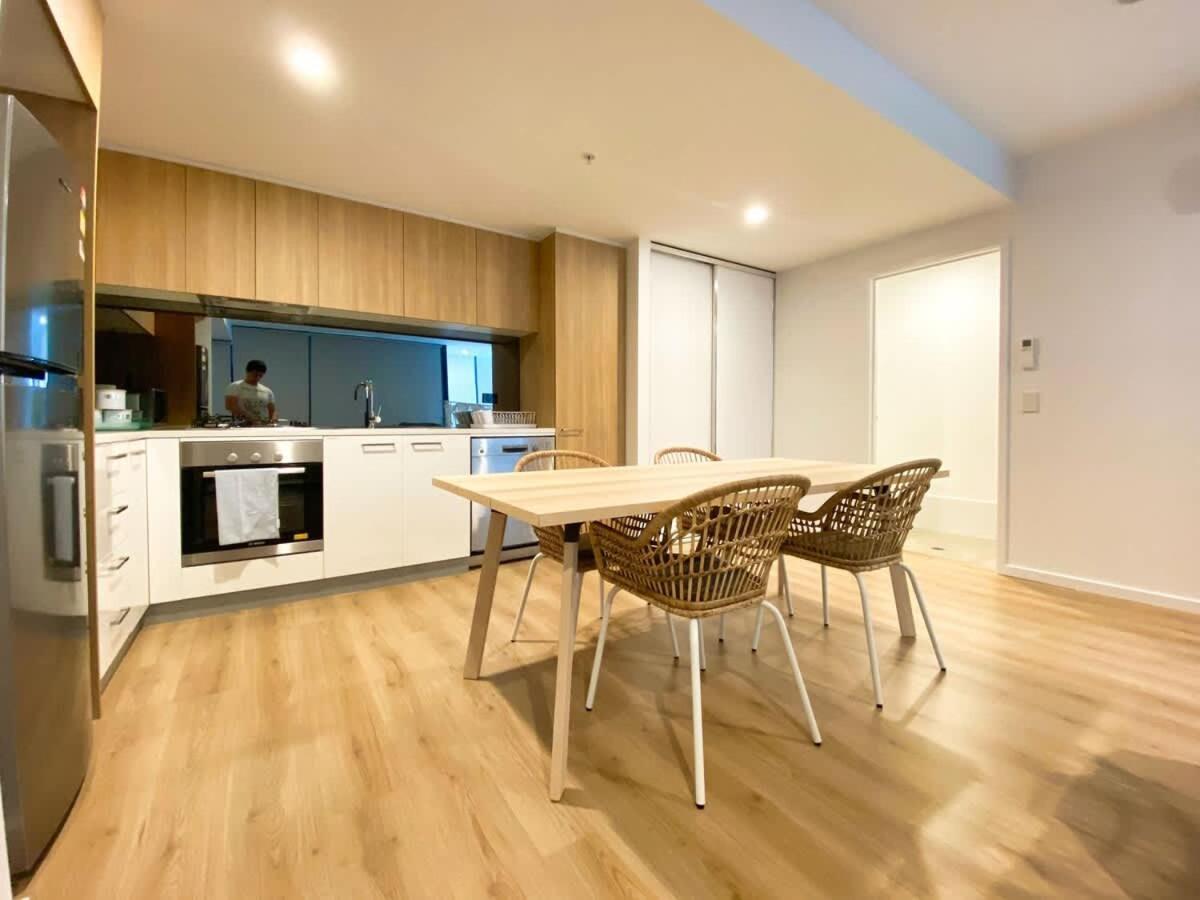 Modern 2br In Cbd With Pool-gym-bbq Apartment Adelaide