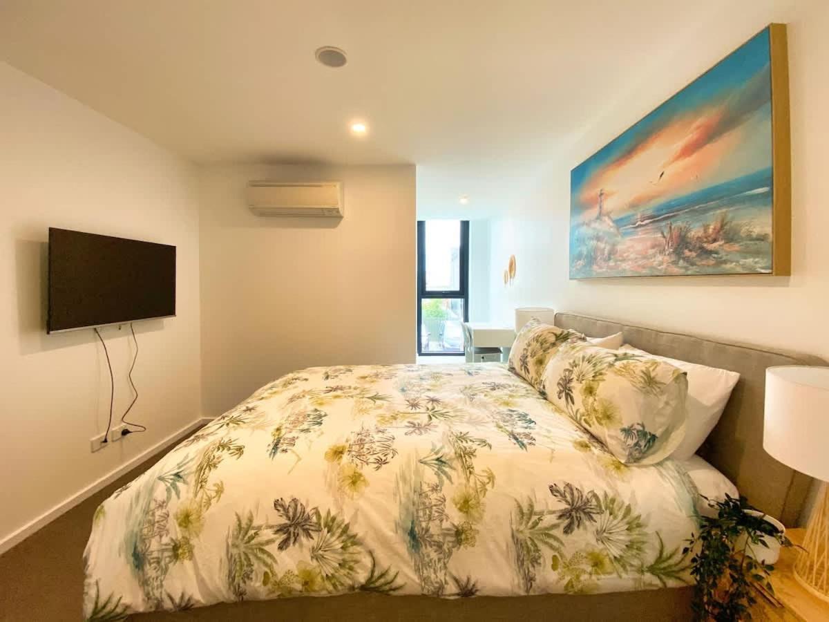 Apartment Modern 2br In Cbd With Pool-gym-bbq Adelaide