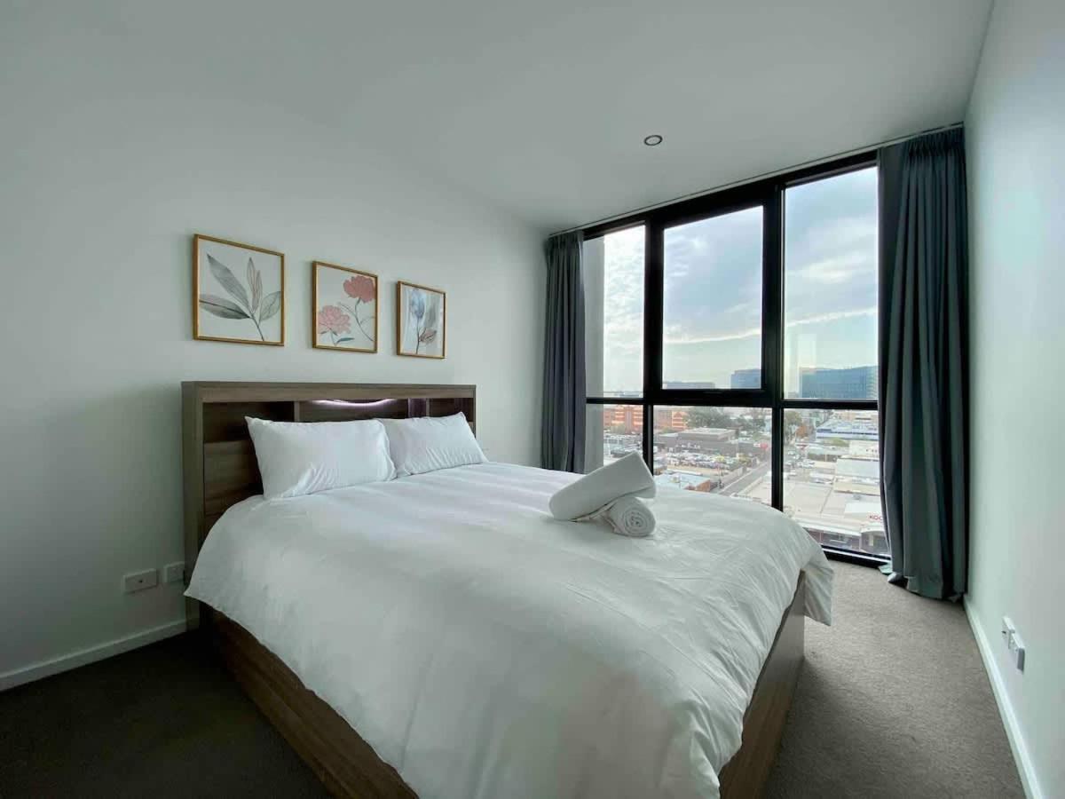 Tranquil 1br Retreat In The Heart Of Cbd Adelaide