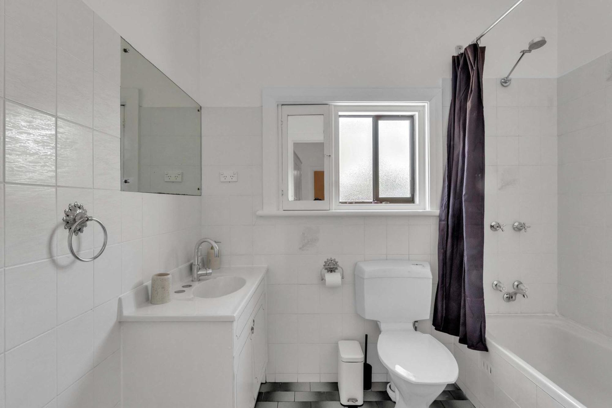 Charming Family Retreat With Arcade - Glenunga *