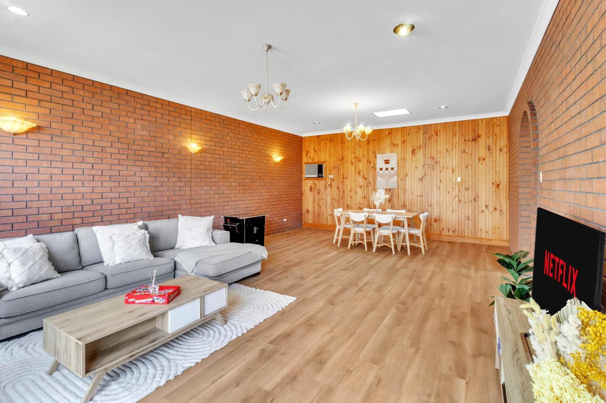 Charming Family Retreat With Arcade - Glenunga Holiday home Adelaide