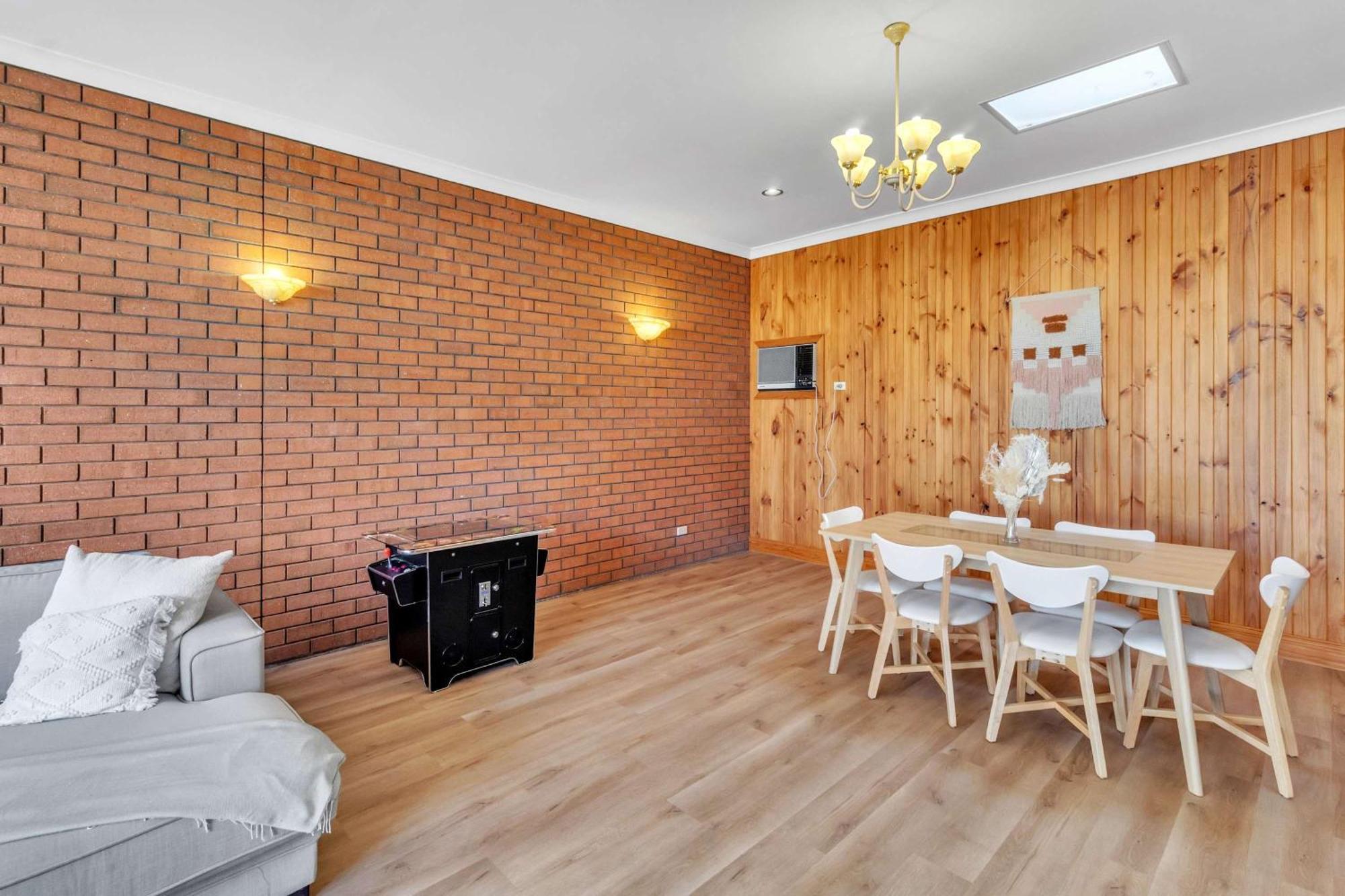 Holiday home Charming Family Retreat With Arcade - Glenunga Adelaide
