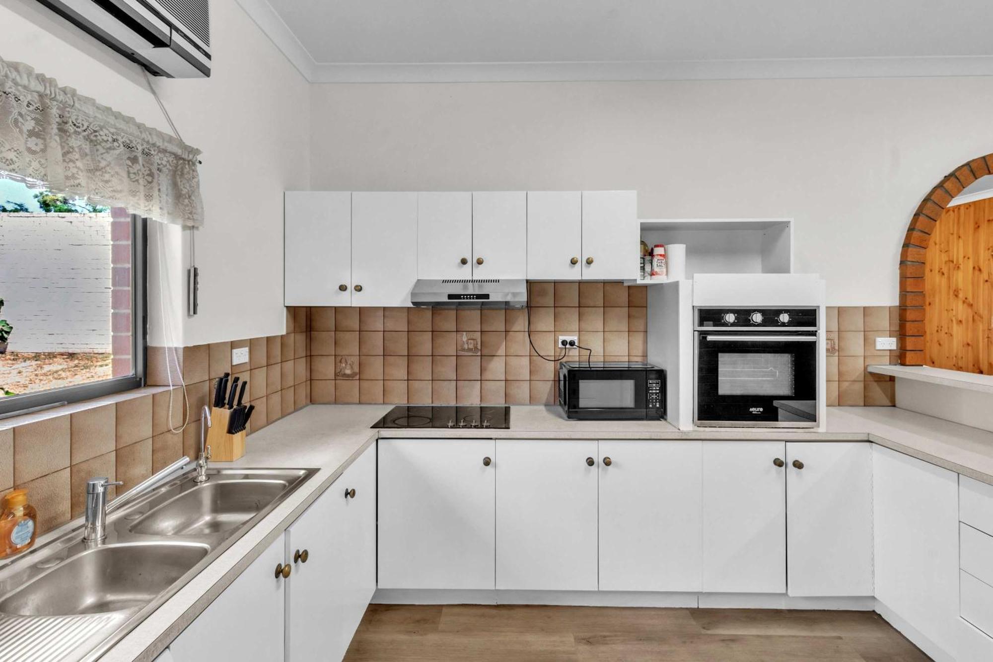 Holiday home Charming Family Retreat With Arcade - Glenunga