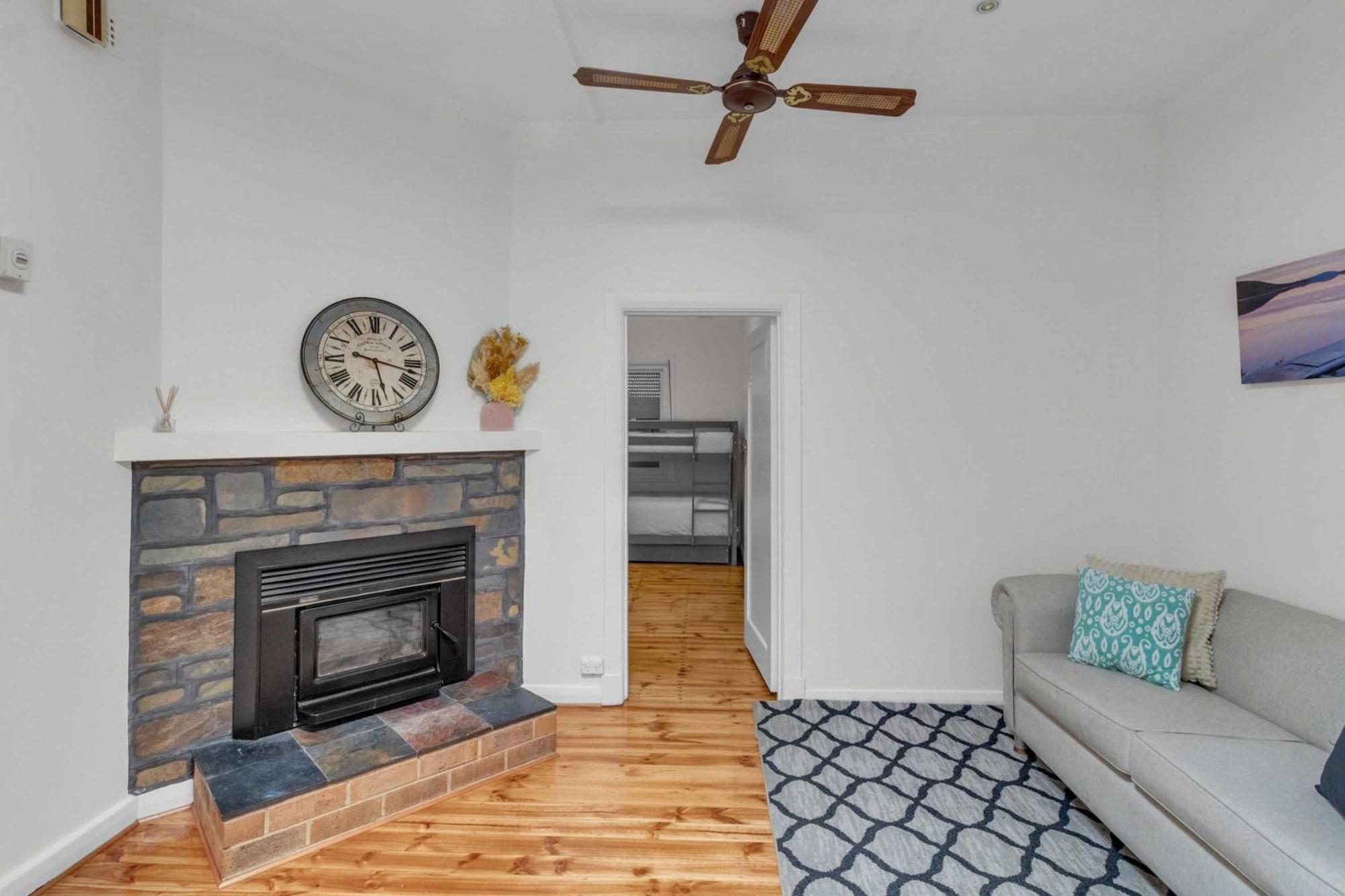 Charming Family Retreat With Arcade - Glenunga Holiday home *