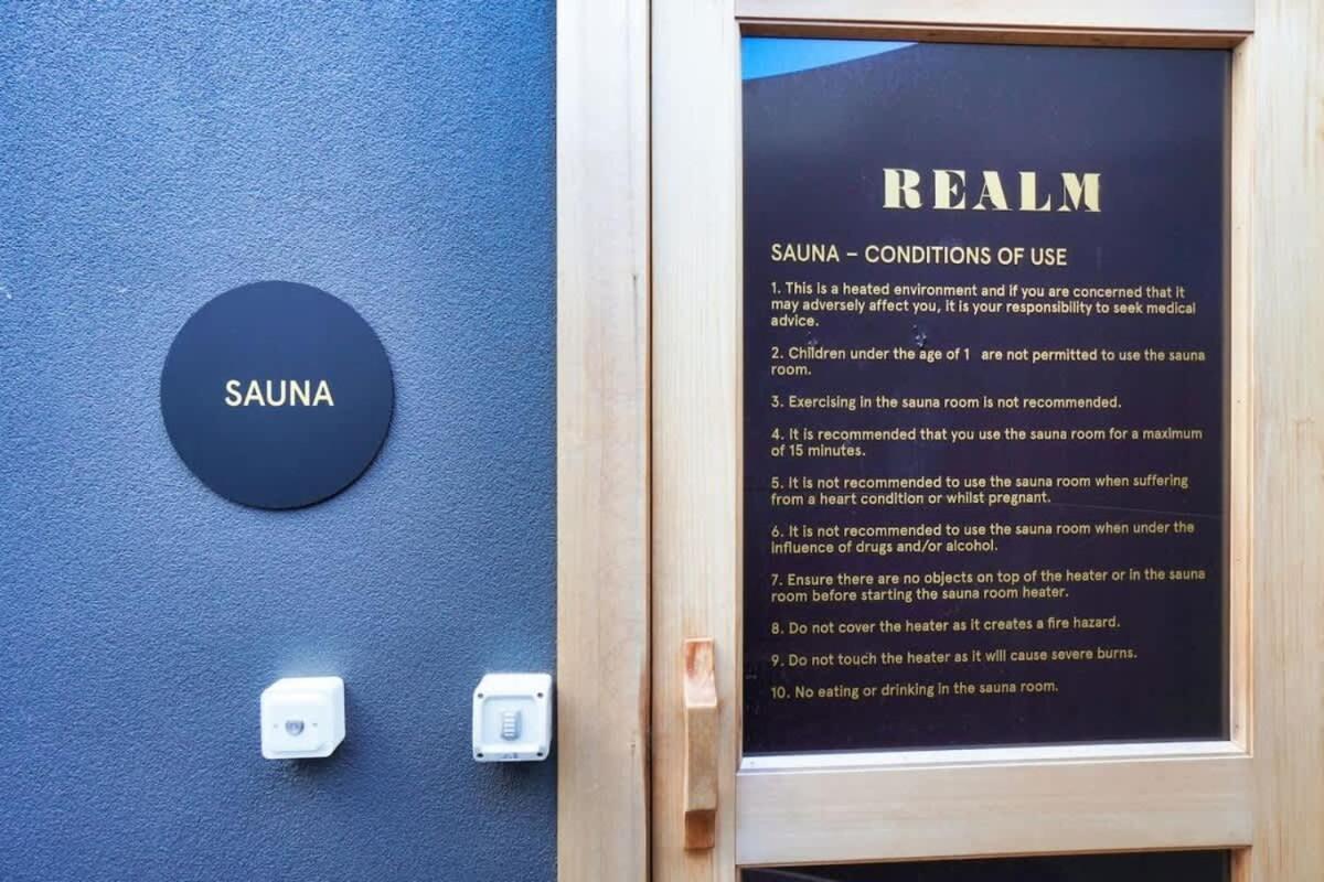 Serenity In The Sky - 2br In Rundle Mall *