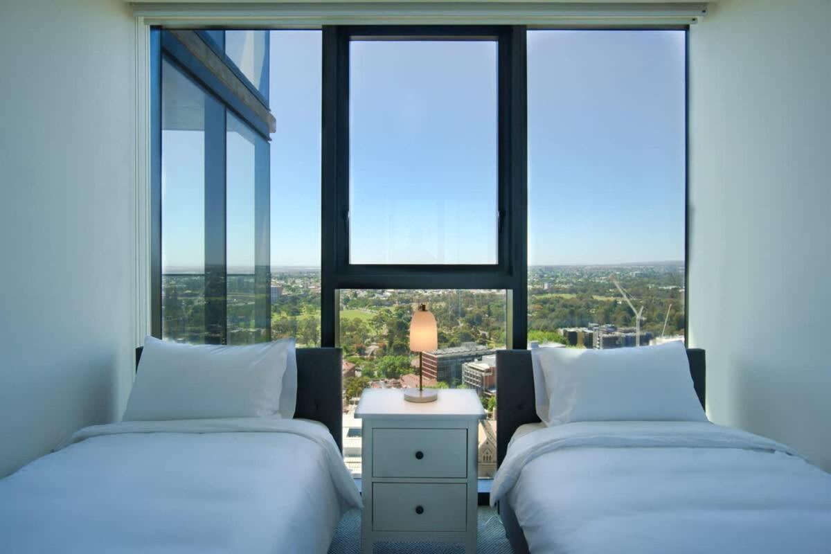 Serenity In The Sky - 2br In Rundle Mall