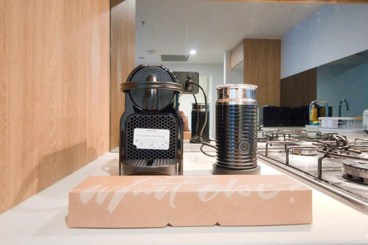 Charming Cbd Escape 1br With Pool And Gym * Adelaide