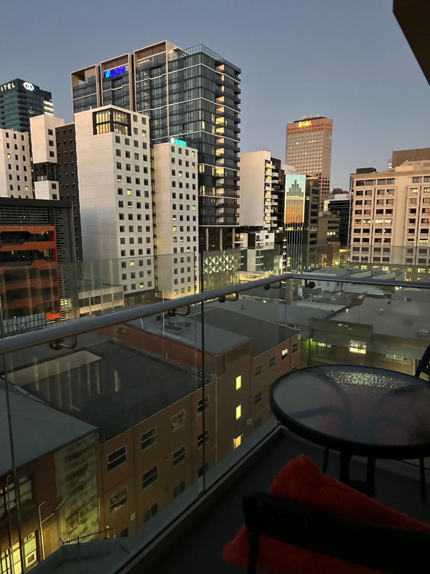 Apartamento Modern One Bedroom At Morphett Street *