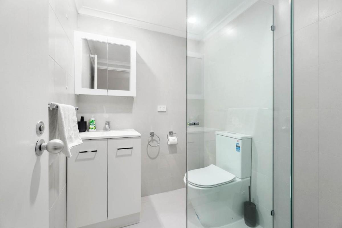 Charming Escape Stylish Cbd With Wifi Inn *
