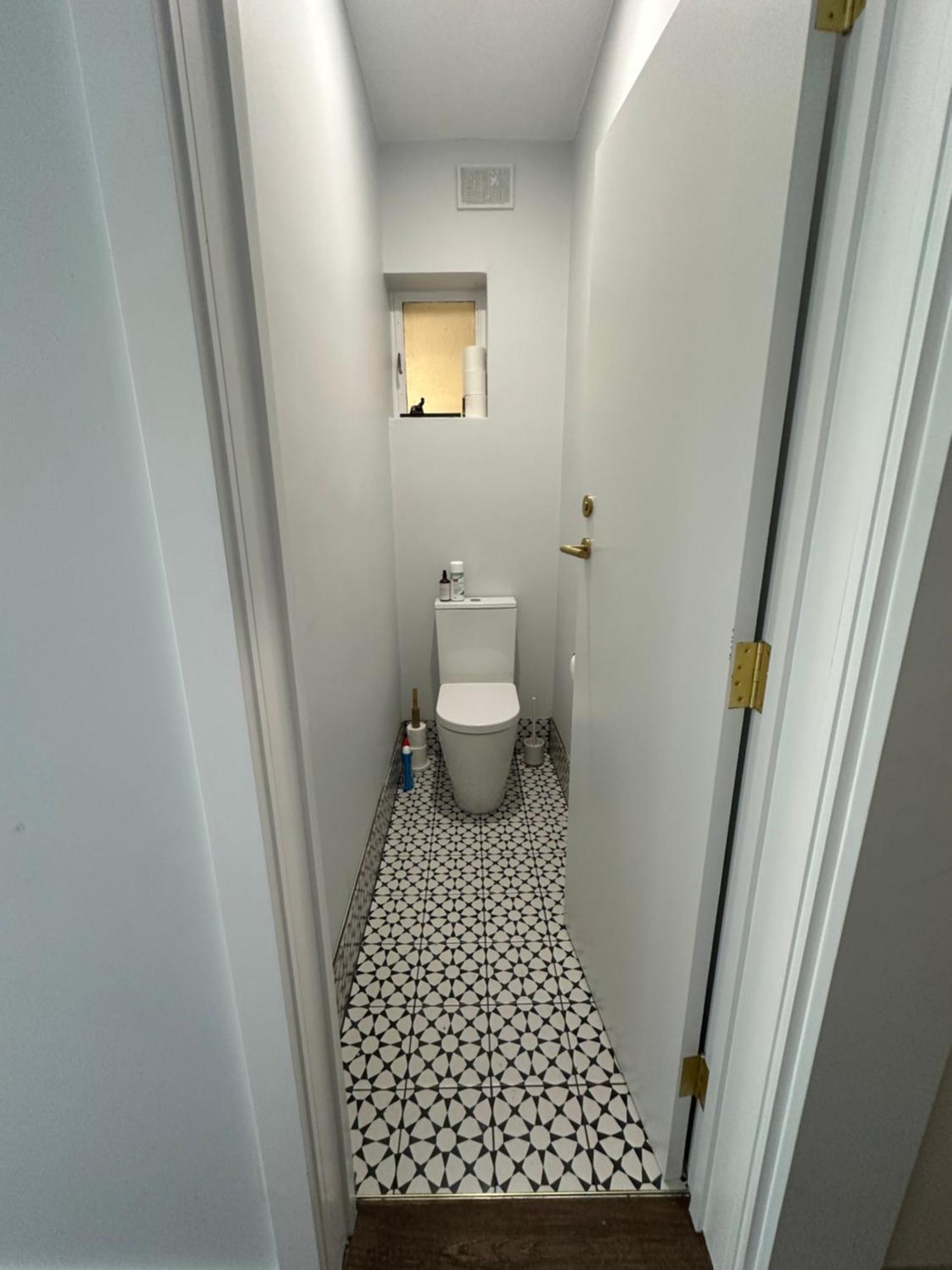 3 Bedroom City Apt, Big Yard & Park Views - Sleeps 7 Apartment
