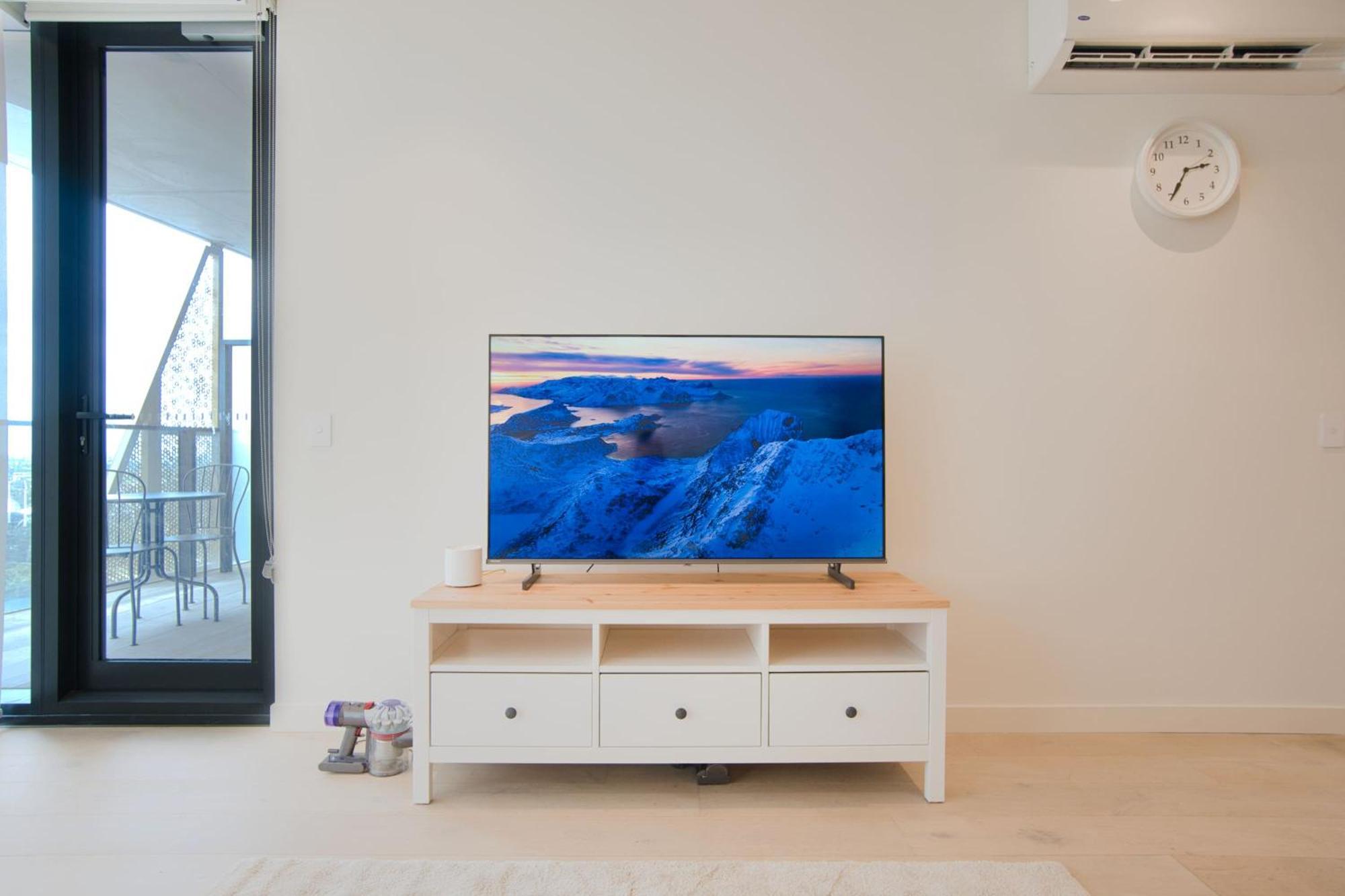 Luxury In Rundle Mall With Beautiful Views *