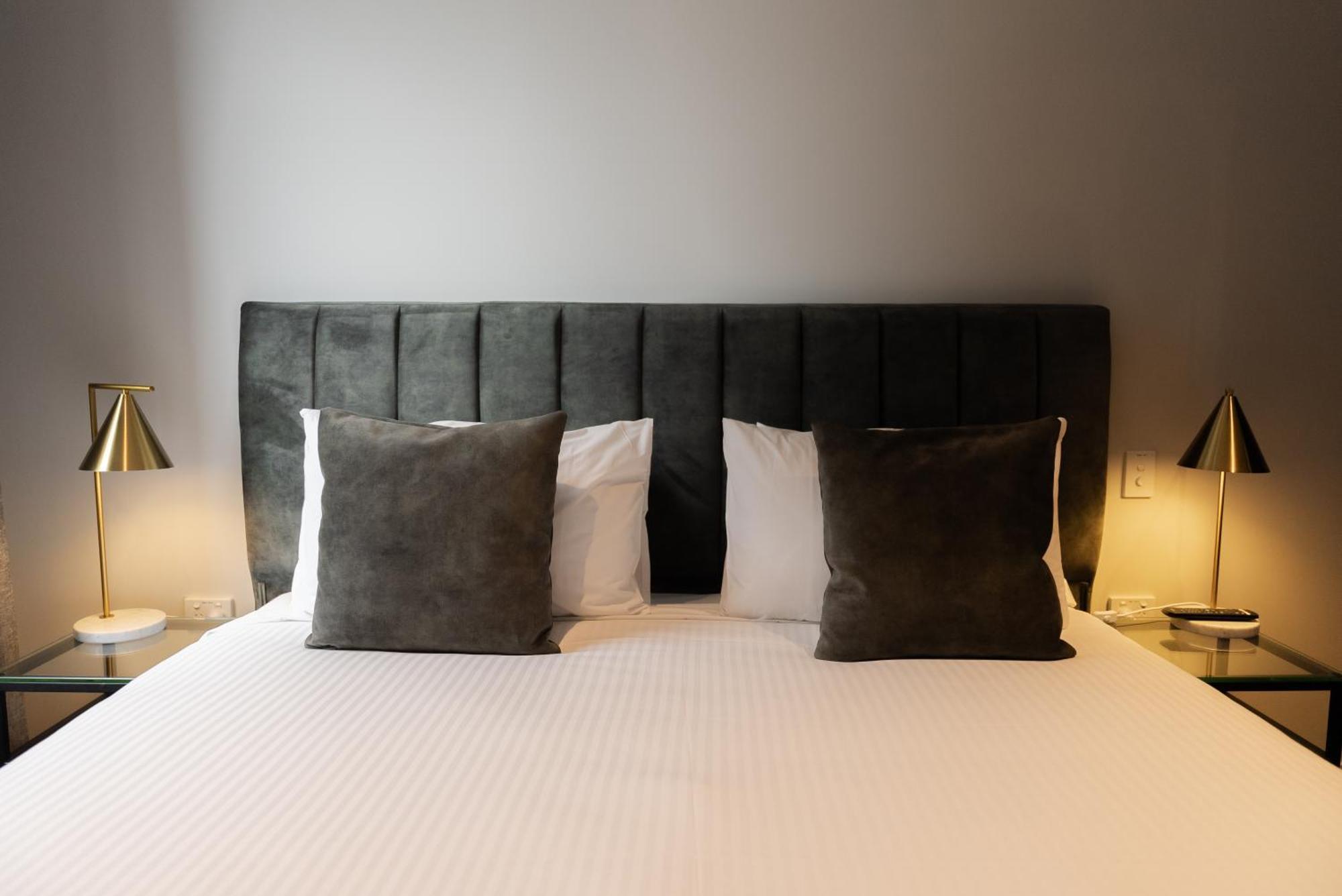 Mantra Tonsley 4* Adelaide