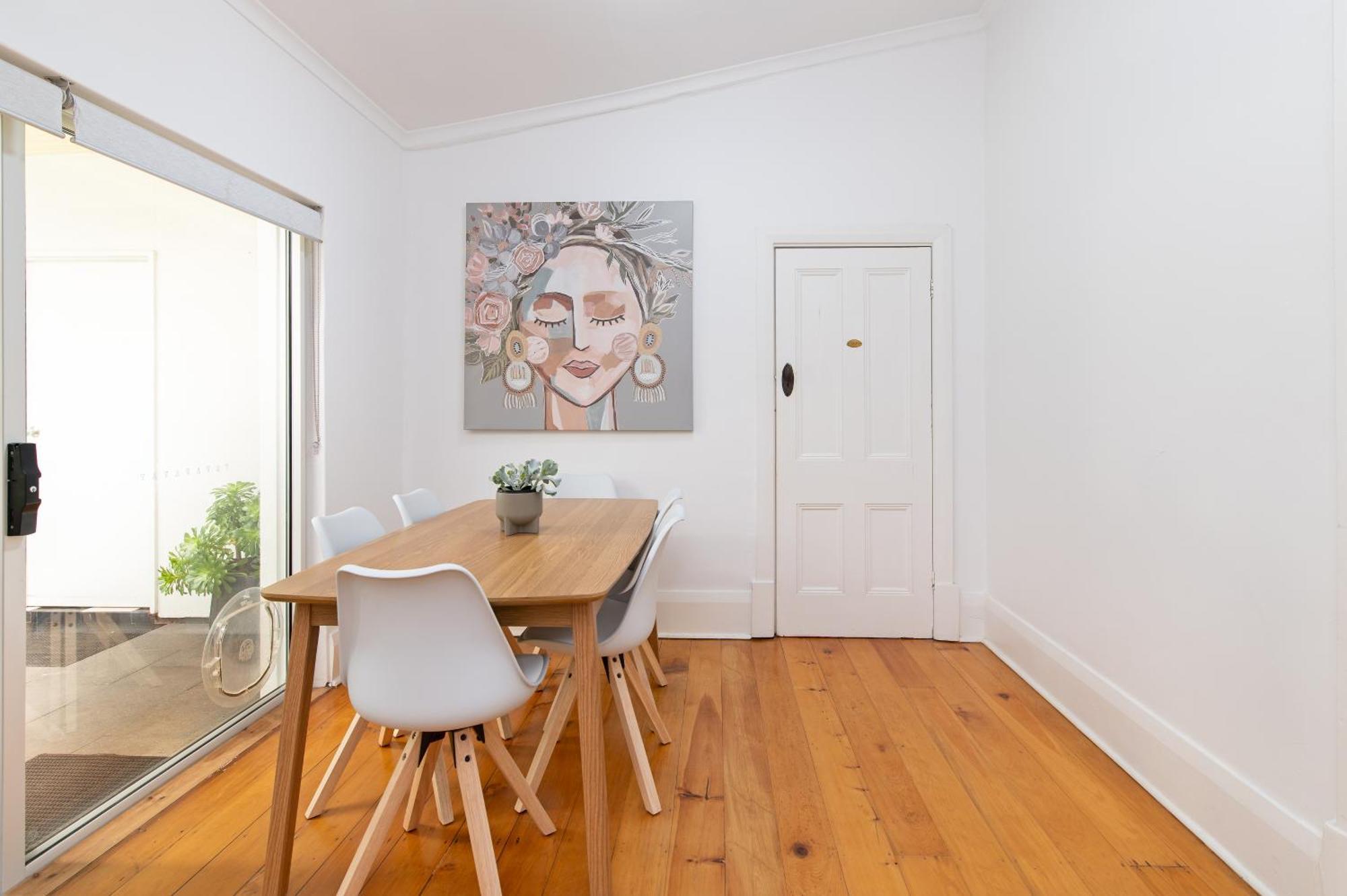 Charming 3br Sandstone Haven * Adelaide