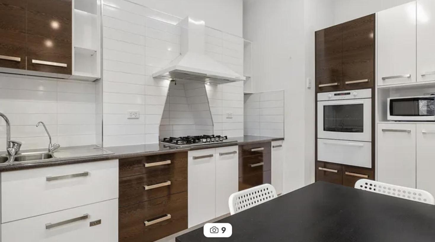 Apartment Albert's For 4 Off Hutt Street- One Queen Bed And 2 Single Beds Adelaide