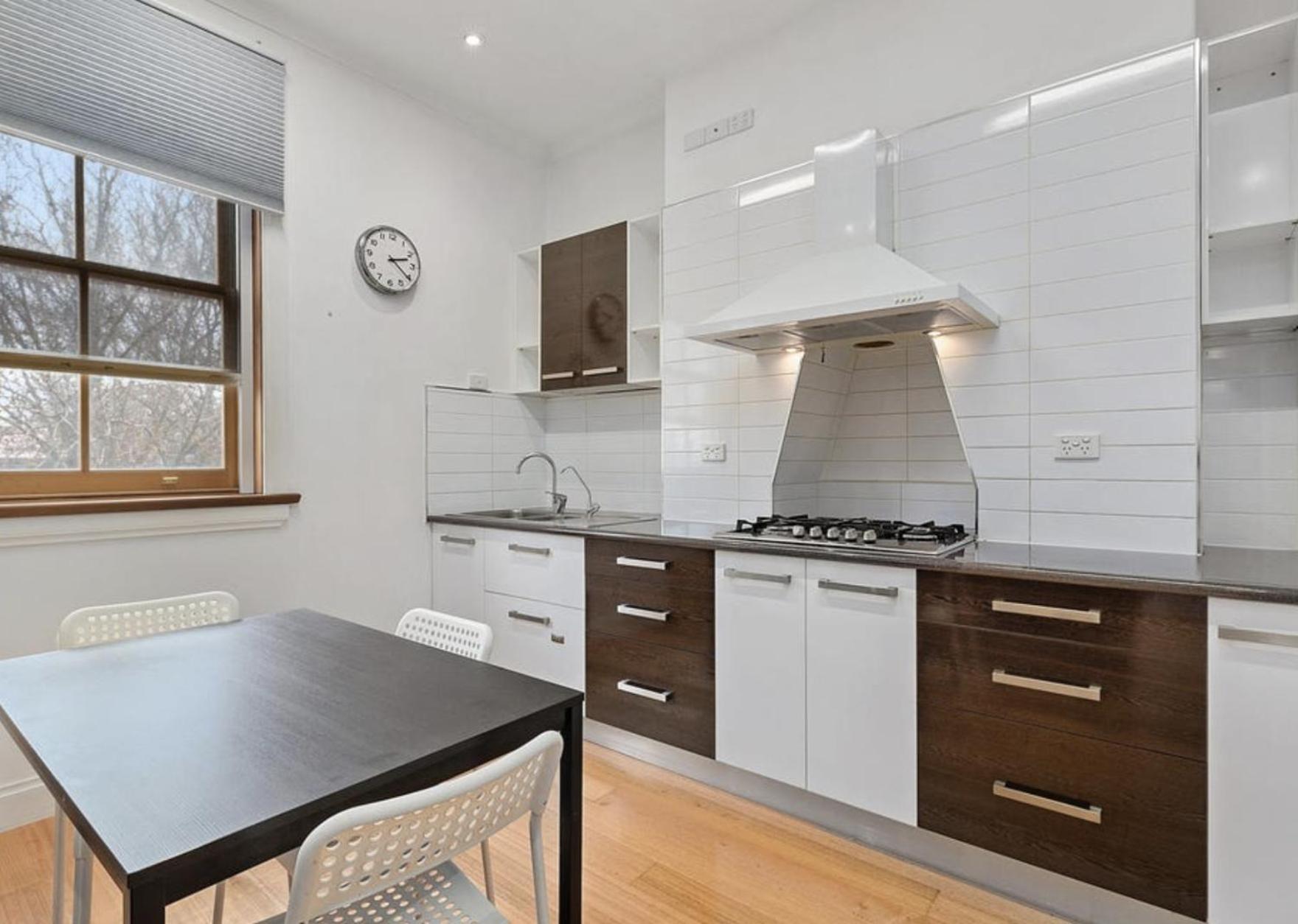 Apartment Albert's For 4 Off Hutt Street- One Queen Bed And 2 Single Beds