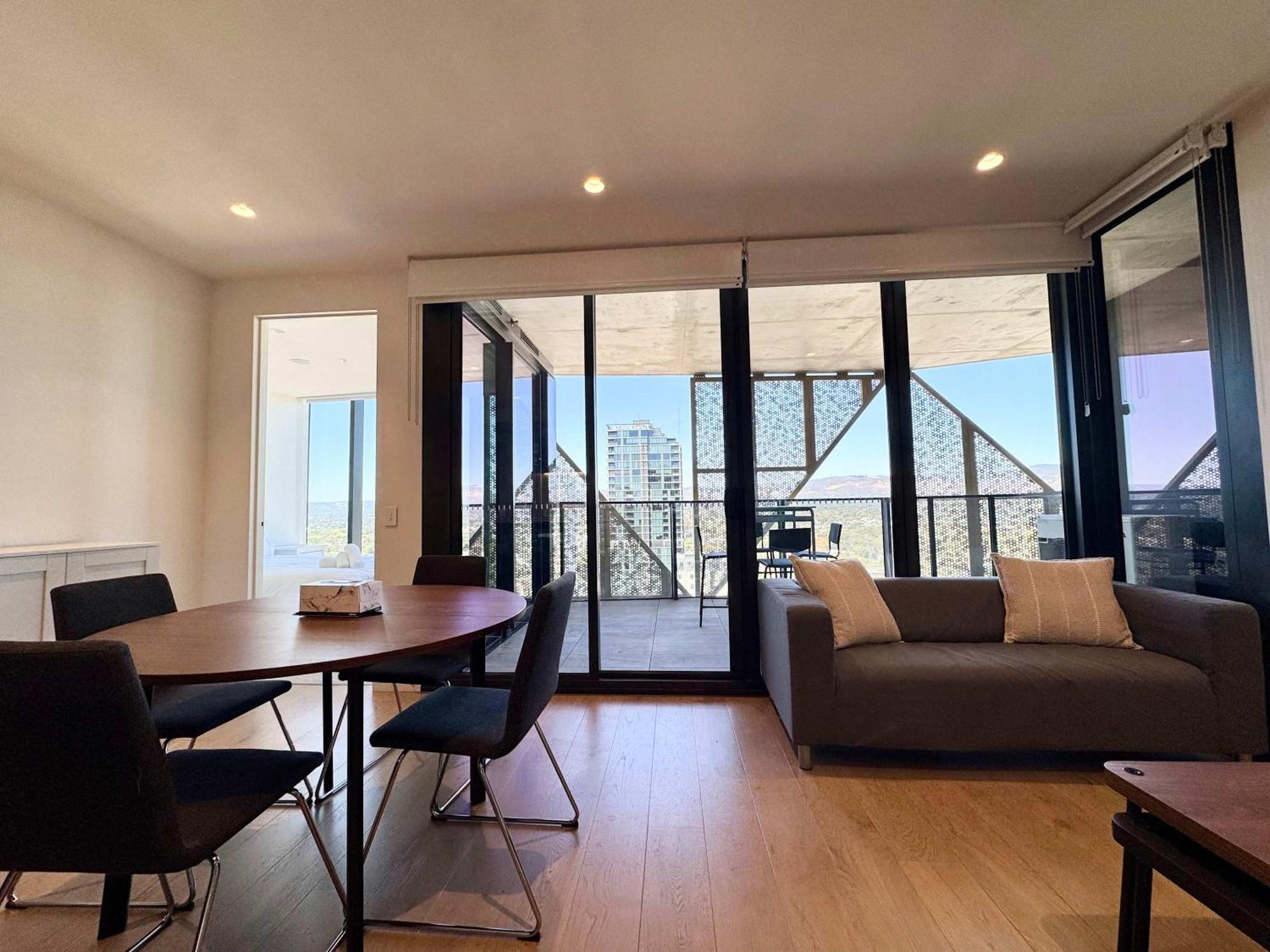 Apartment Beauty In The Sky - 2br With Amazing Views Of Rundle Mall