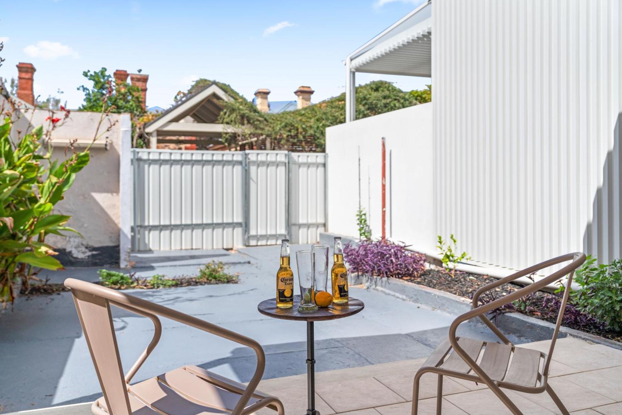 Character 1880s Renovated - Quiet Location *