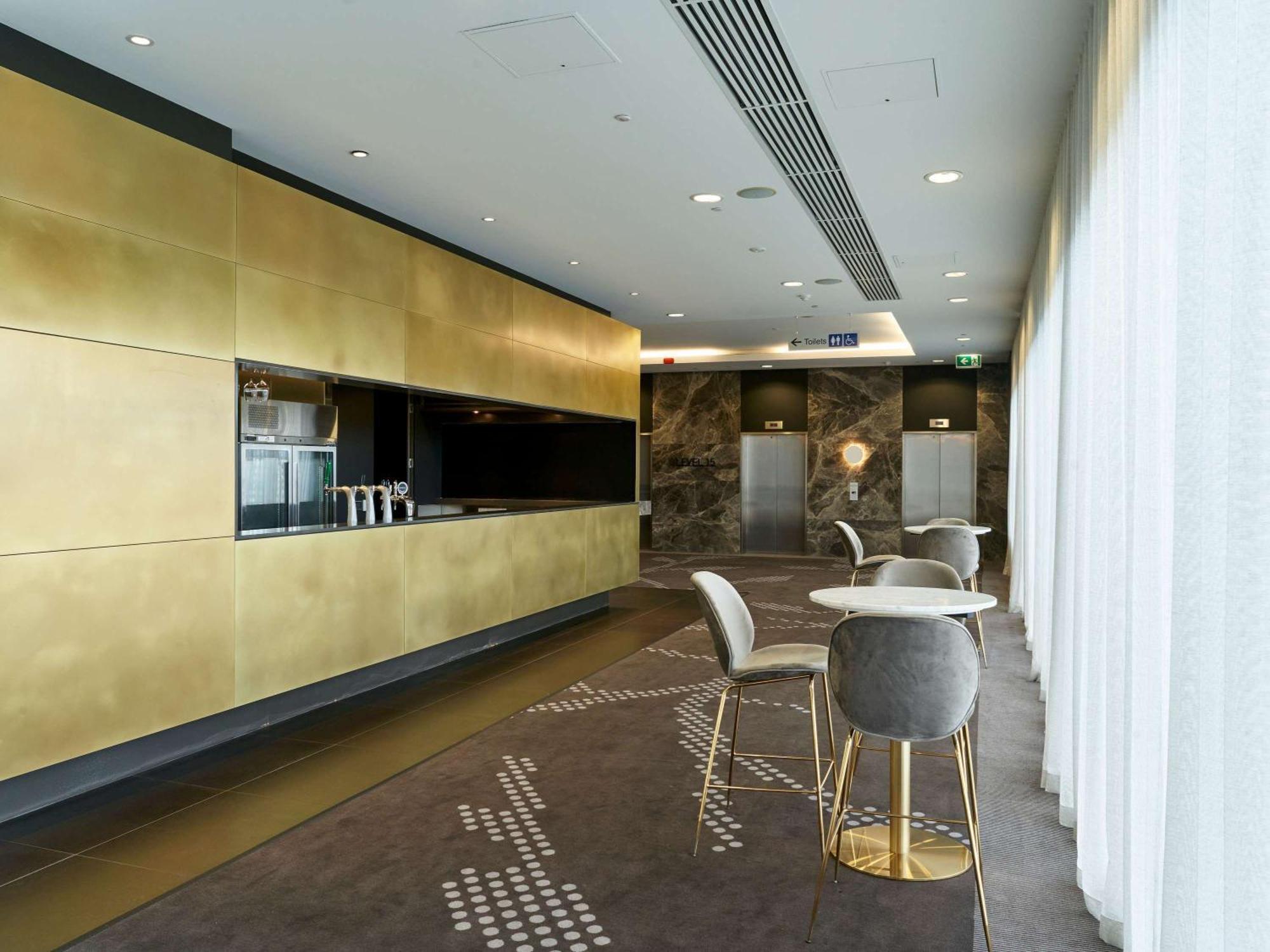 Pullman 5* Adelaide