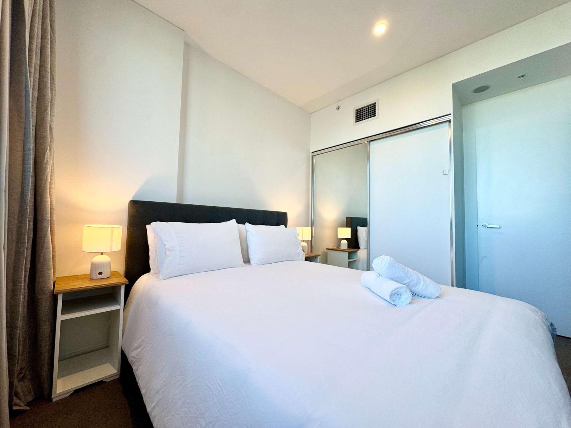 Serene - 1br With Pool, Gym, Steam, Sauna Apartment