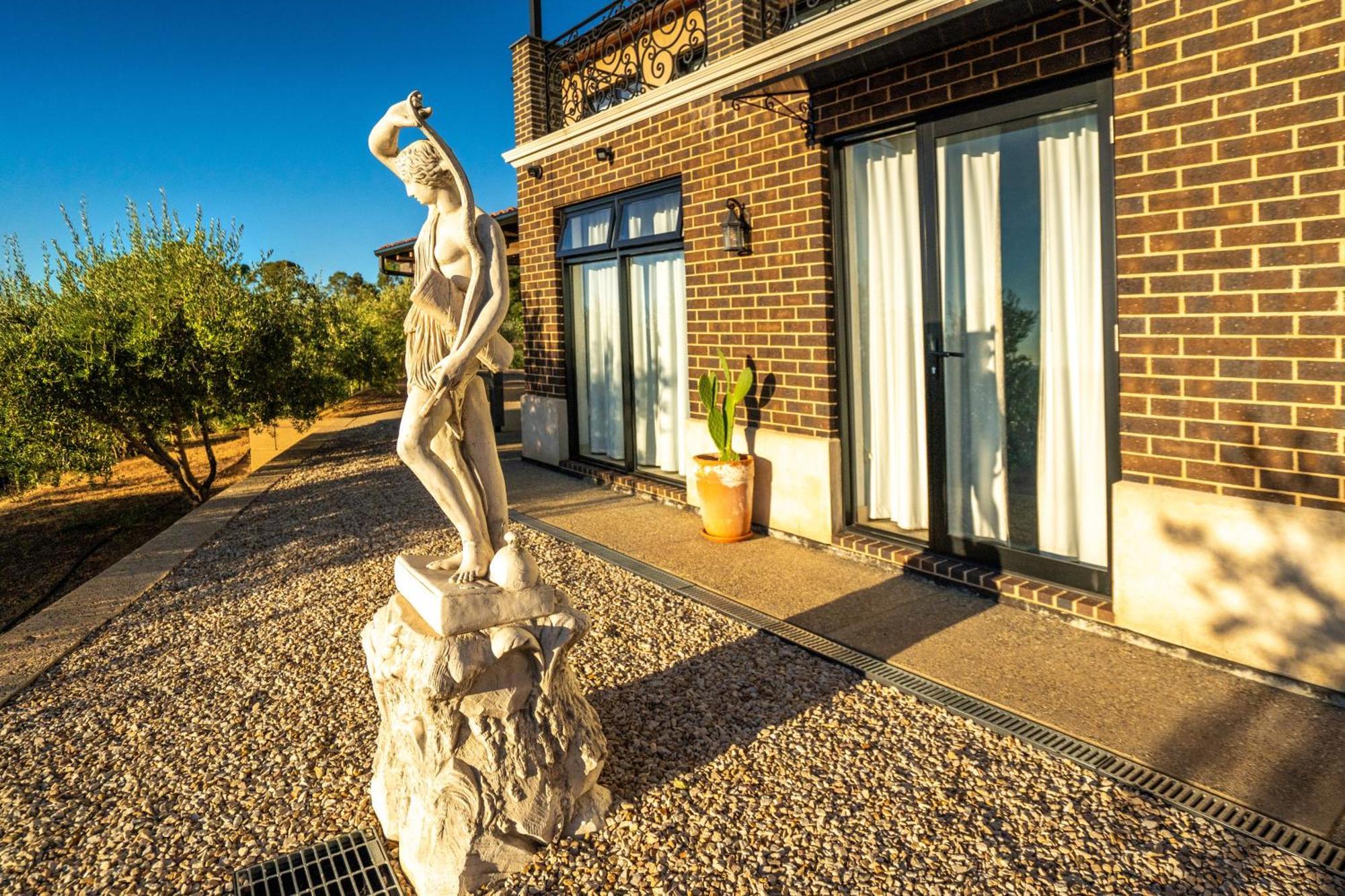 Liapis Estate Rostrevor Adelaide