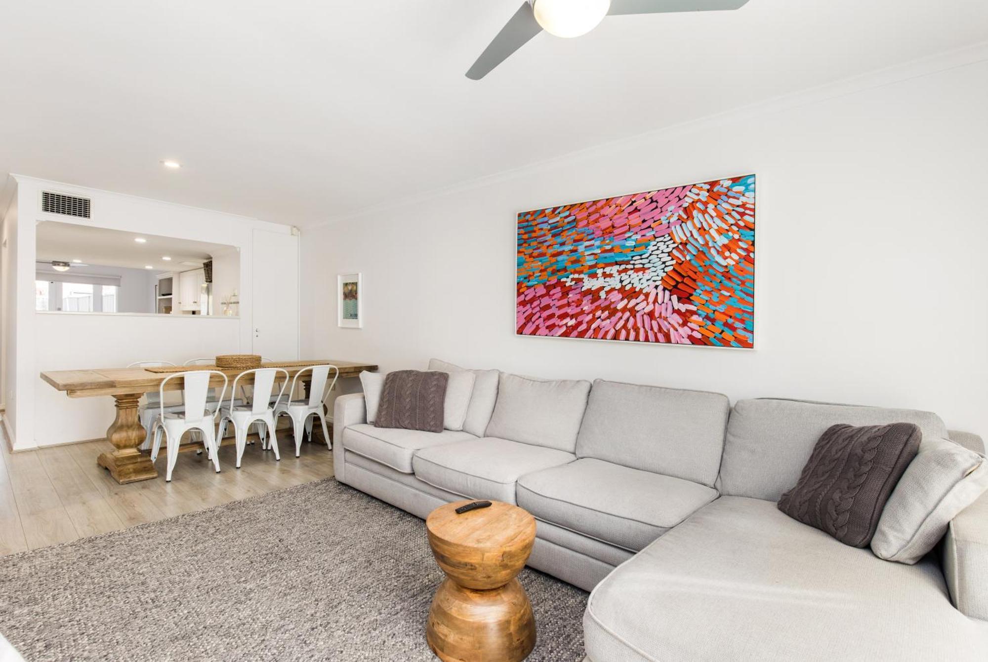 Holiday home Modern & Convenient Family With Ample Amenities