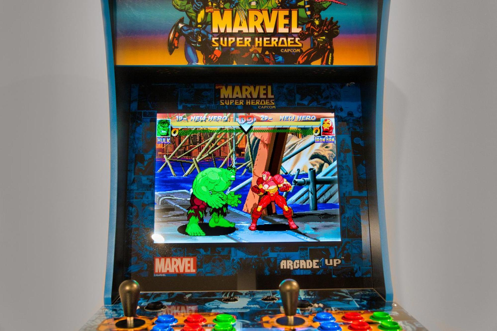 Dc Vs Marvel Theme Ft Arcade Machine Pool Gym Sauna Bbq Apartment