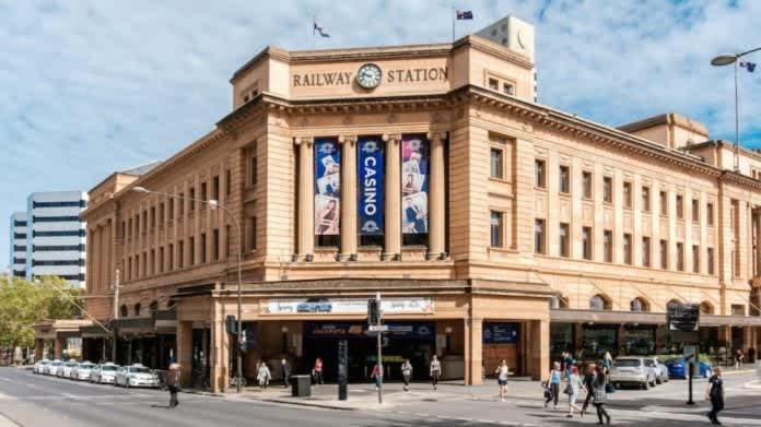 Apartment Haven Modern 2br On Carrington St Adelaide