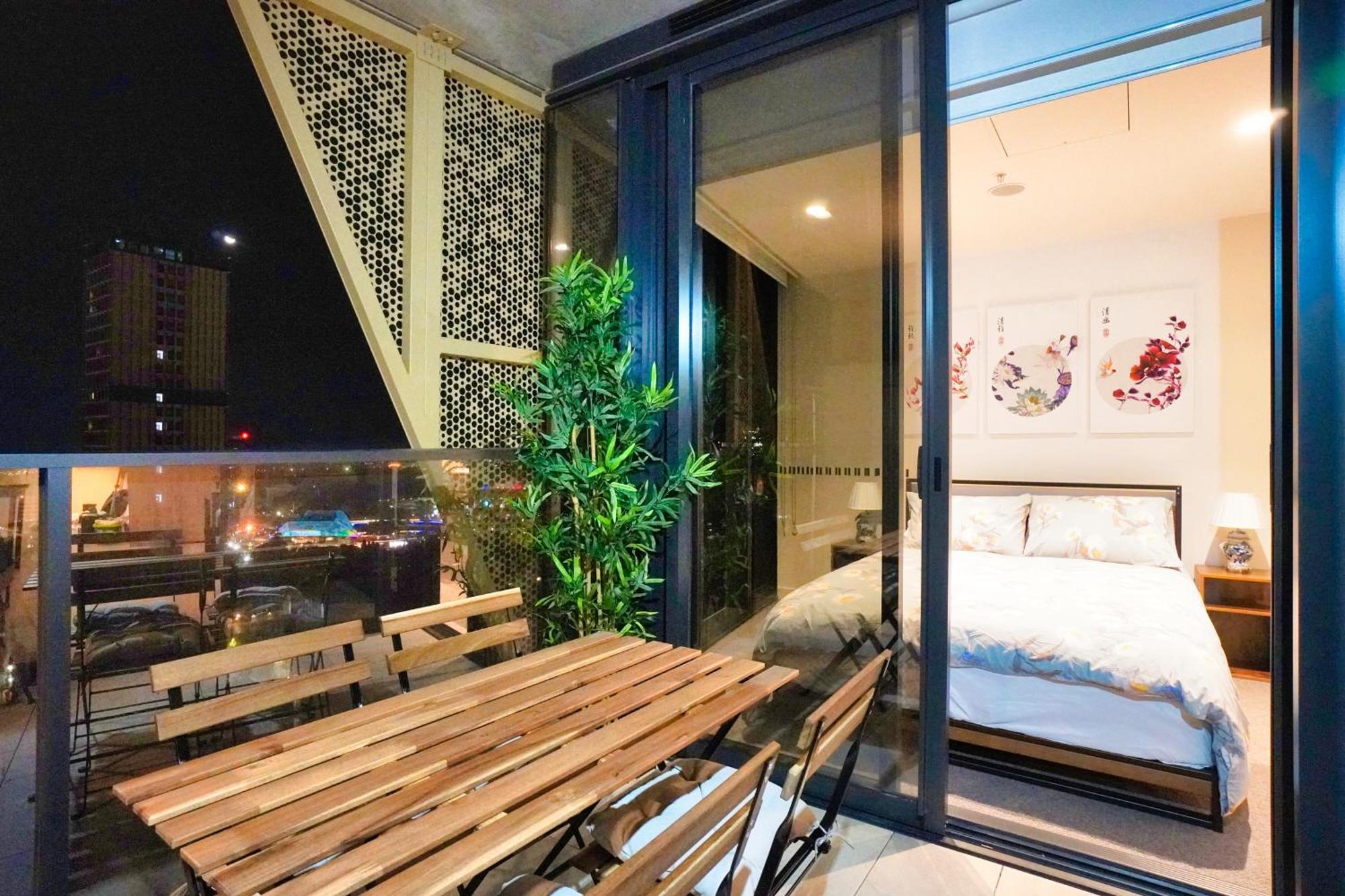 Luxury Zen Rundle Mall With Gym, Bbq Apartment *