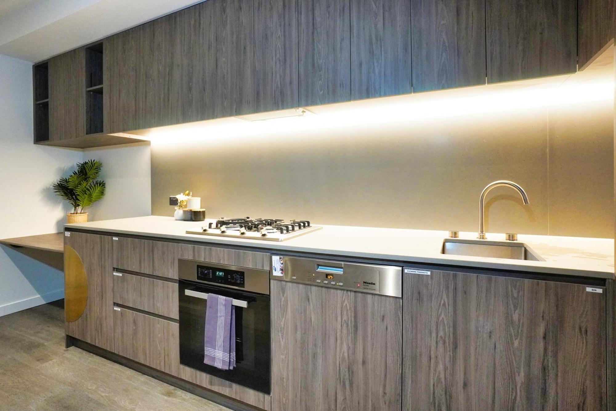 Luxury Zen Rundle Mall With Gym, Bbq *