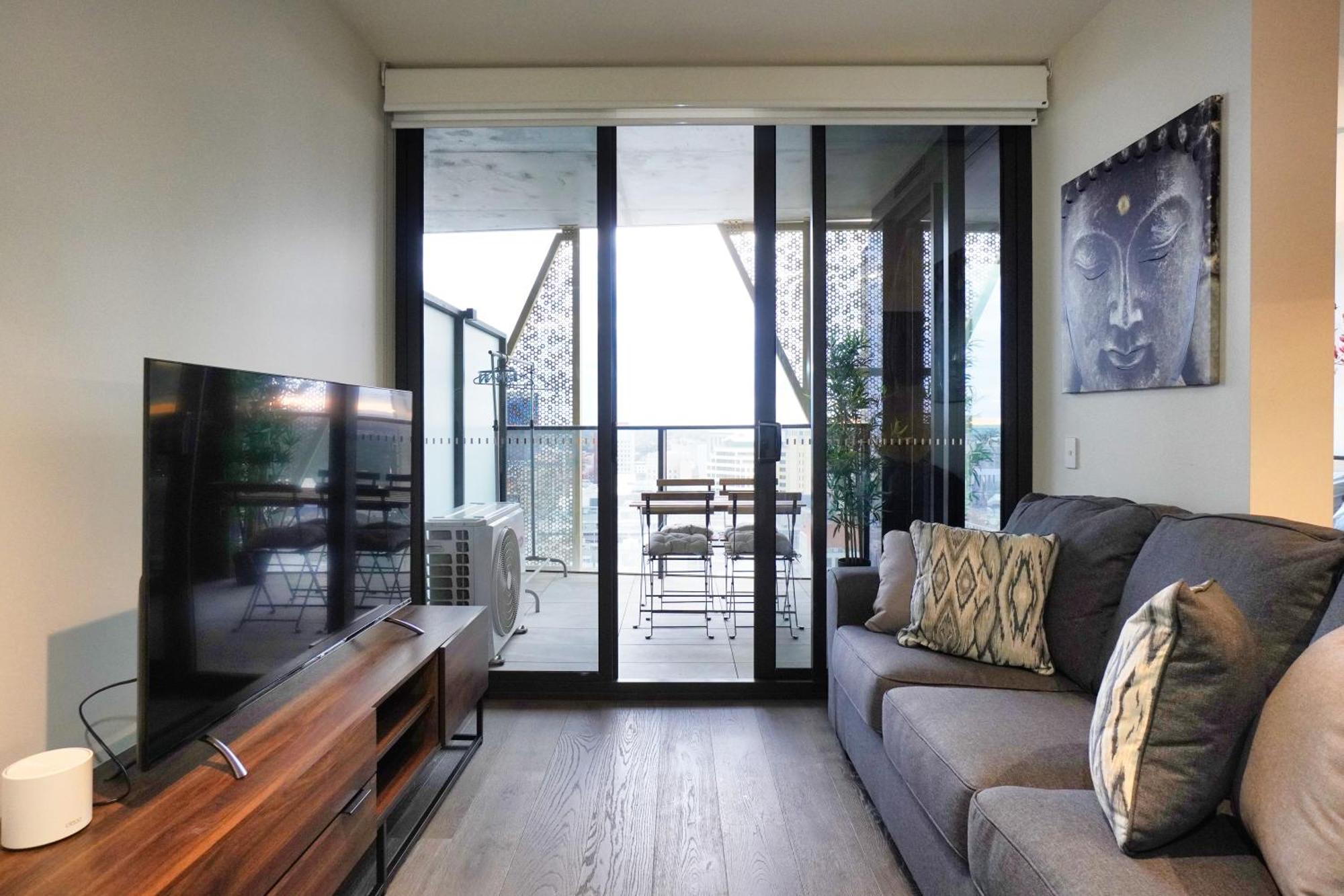Luxury Zen Rundle Mall With Gym, Bbq Adelaide
