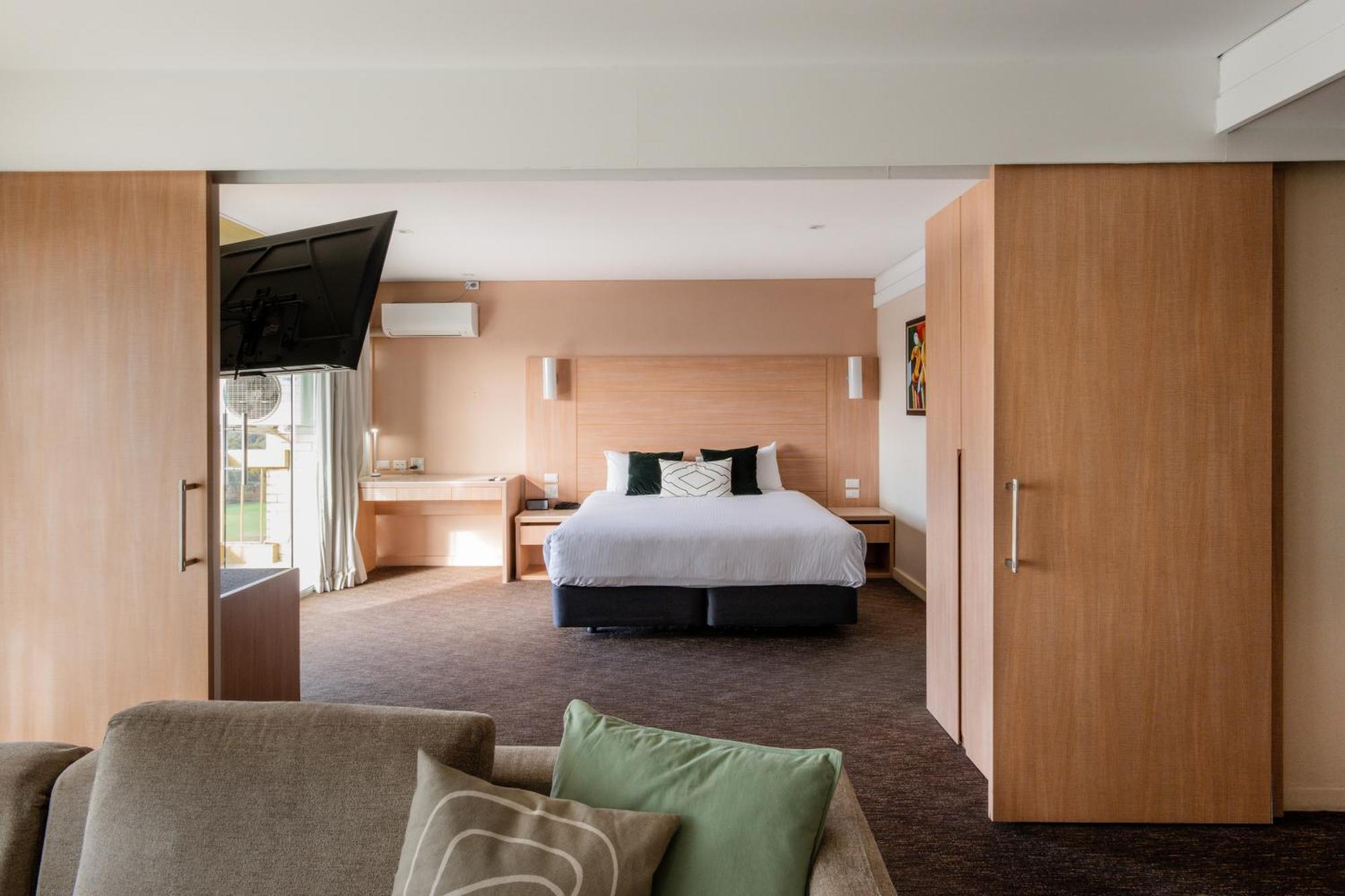Hotel The Terrace Adelaide