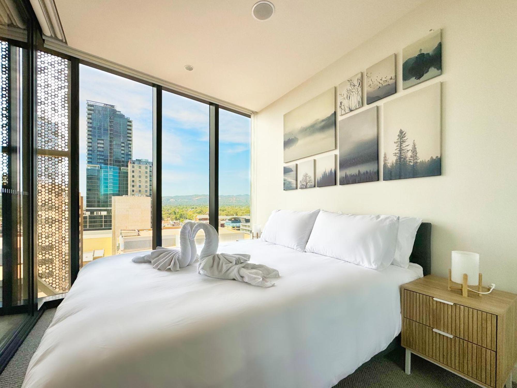 Chic Living: 1-br Overlooking Rundle Mall Apartment