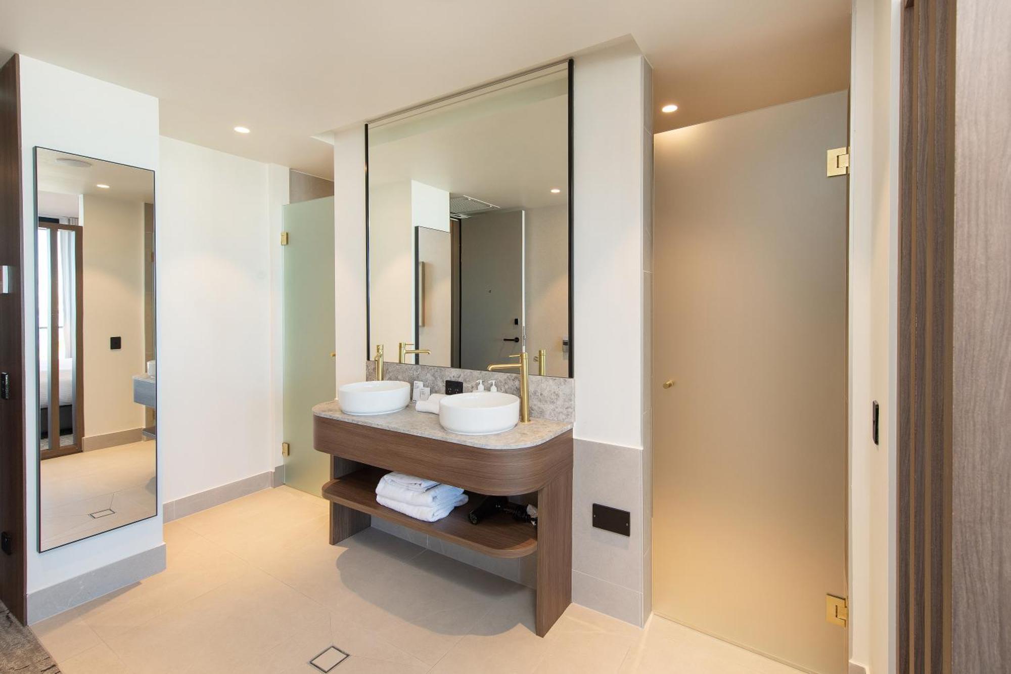 The George 4* Adelaide