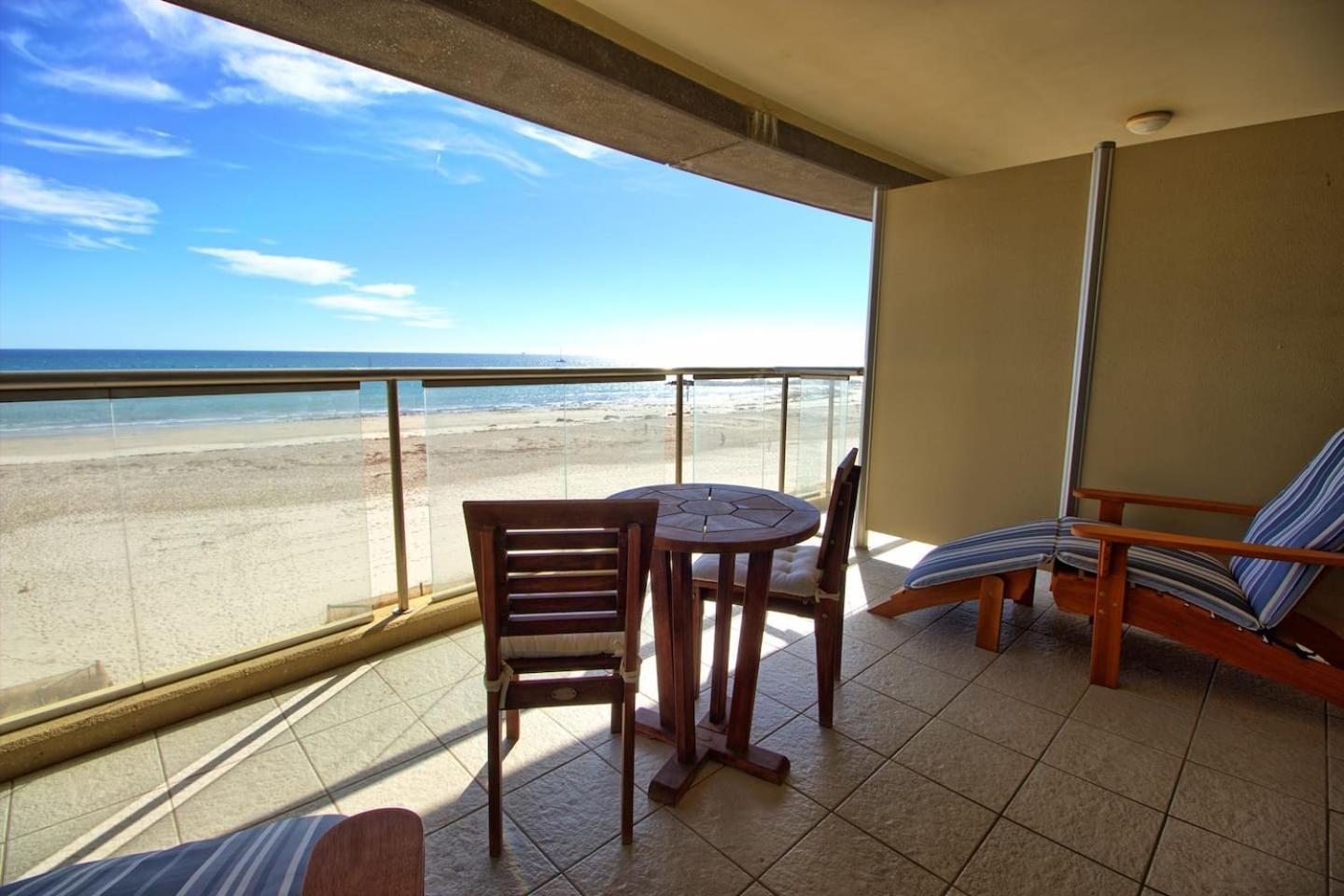 Apartment Pier 216 *
