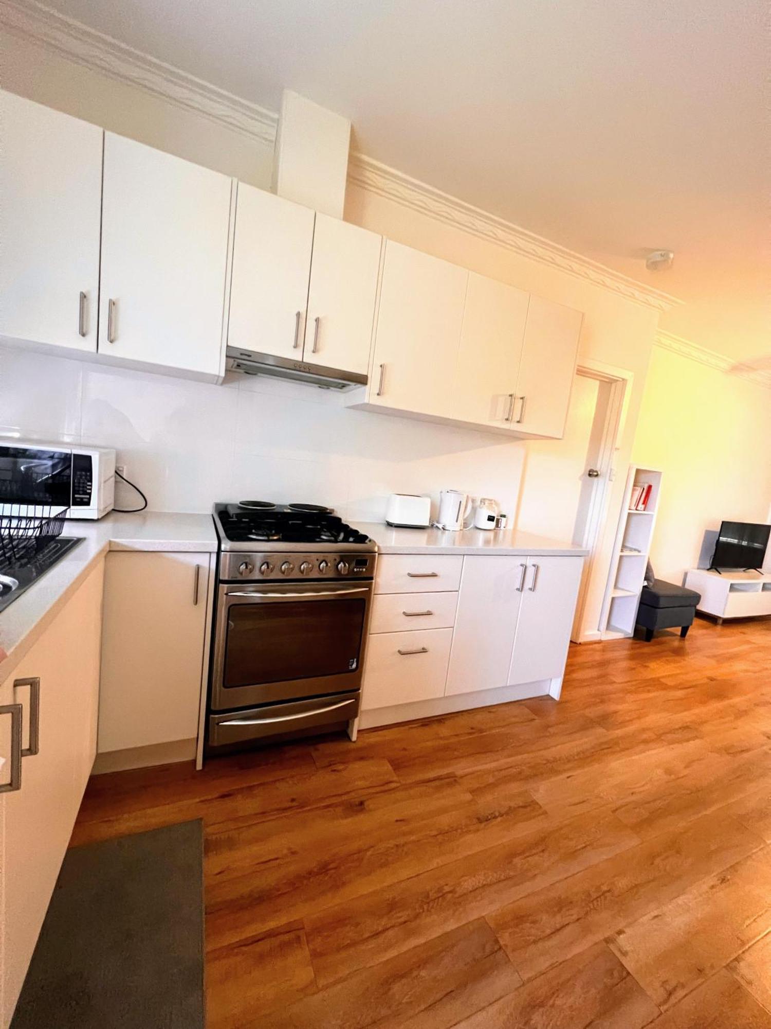 Apartment In Kensington Park