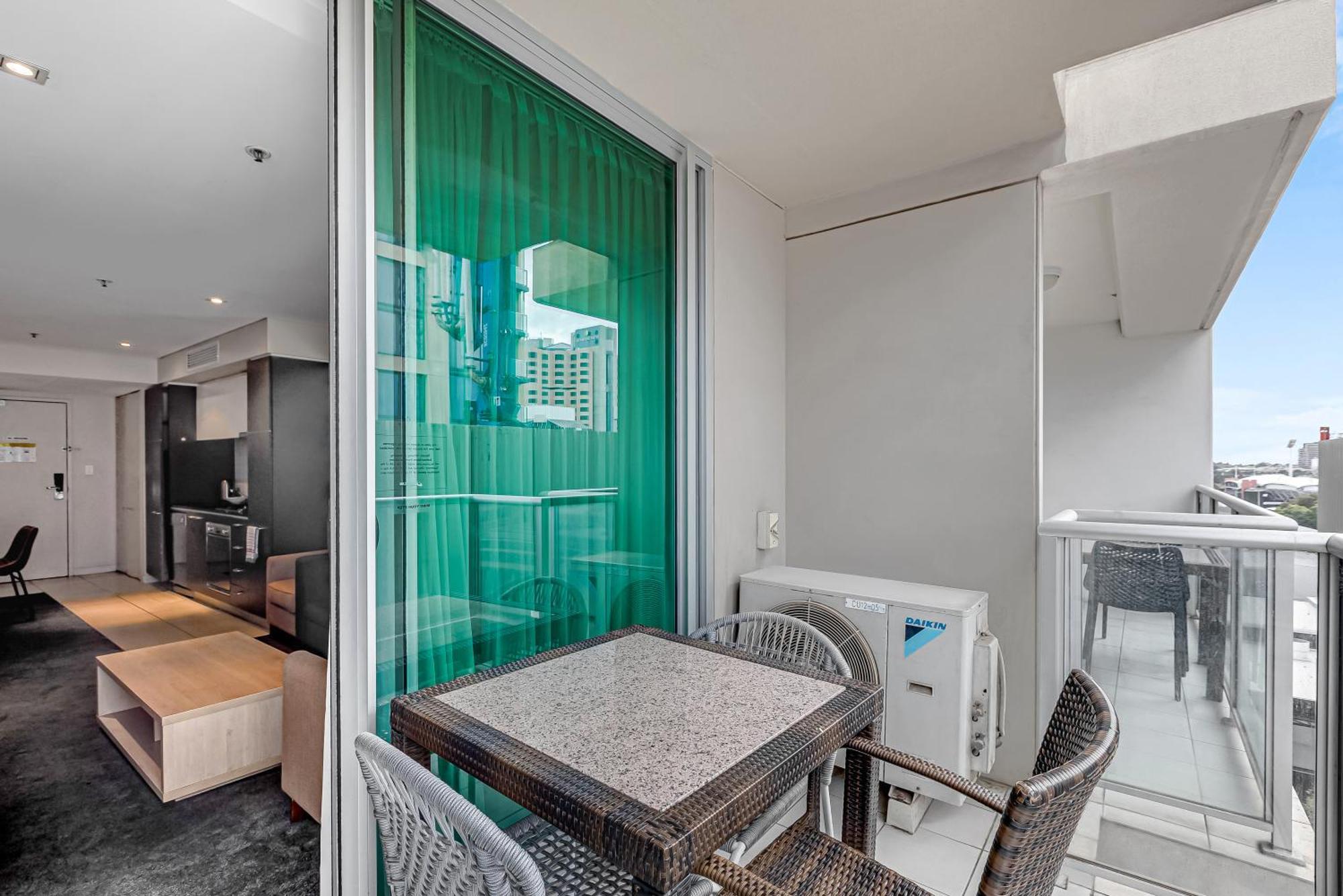 Apartment Swainson At Embassy