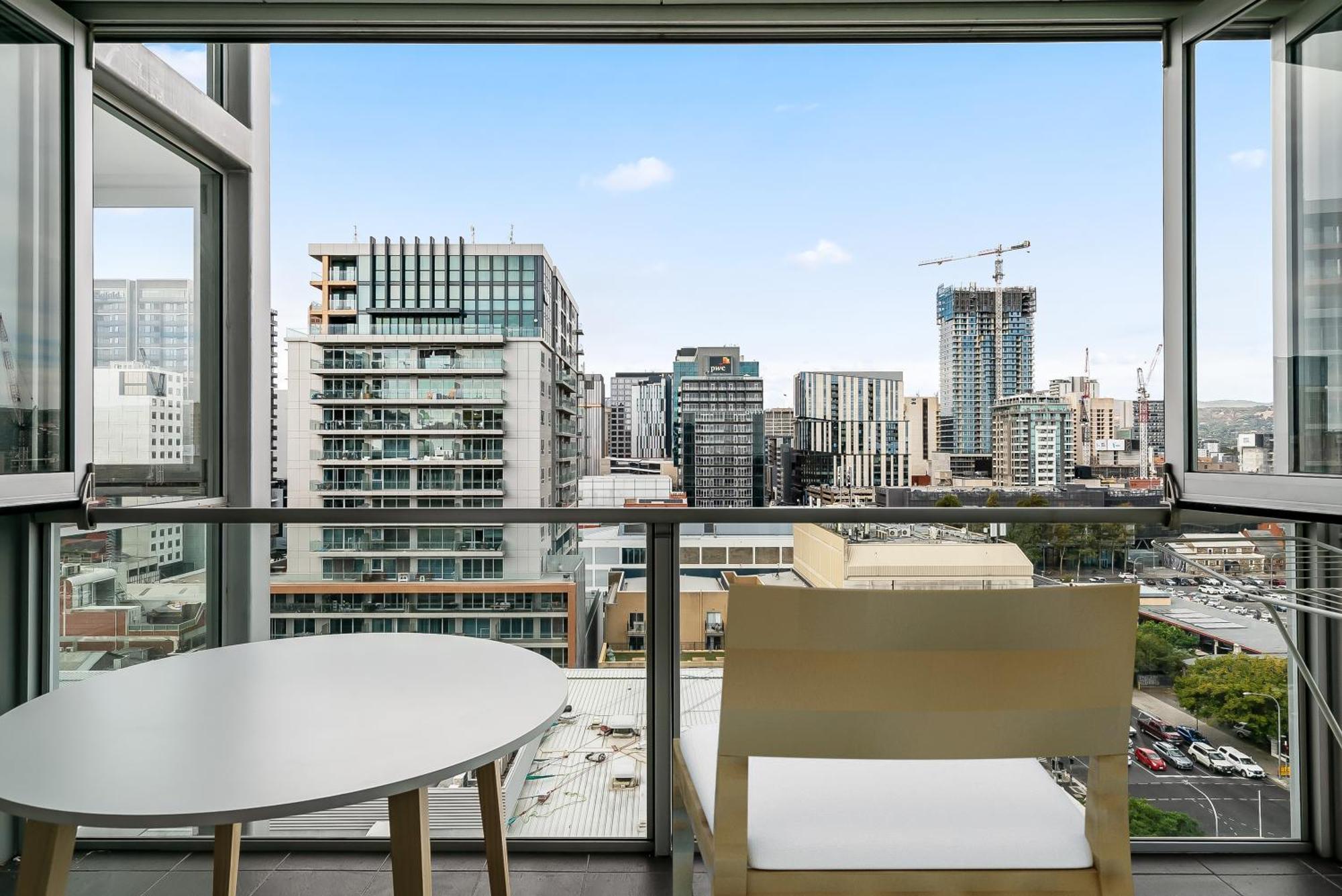 Swainson On Balfours Apartment
