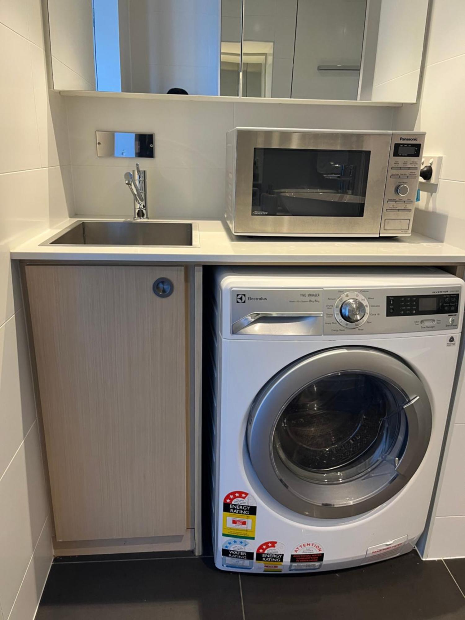 Aparthotel Tasha's On Warwick 4*