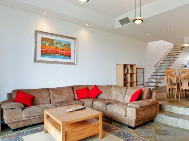 Beaches Holiday Villas *