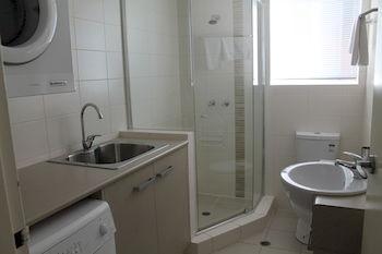 Dress Circle - Childers Street Aparthotel Adelaide