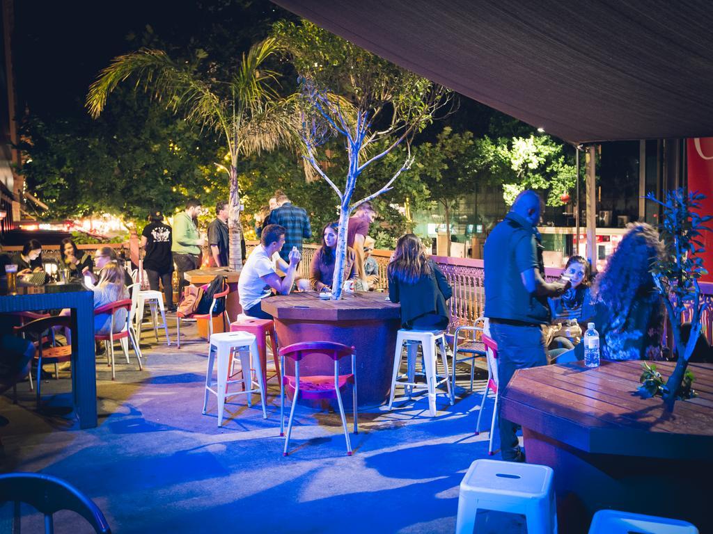 Blue Galah International Backpackers Hostel