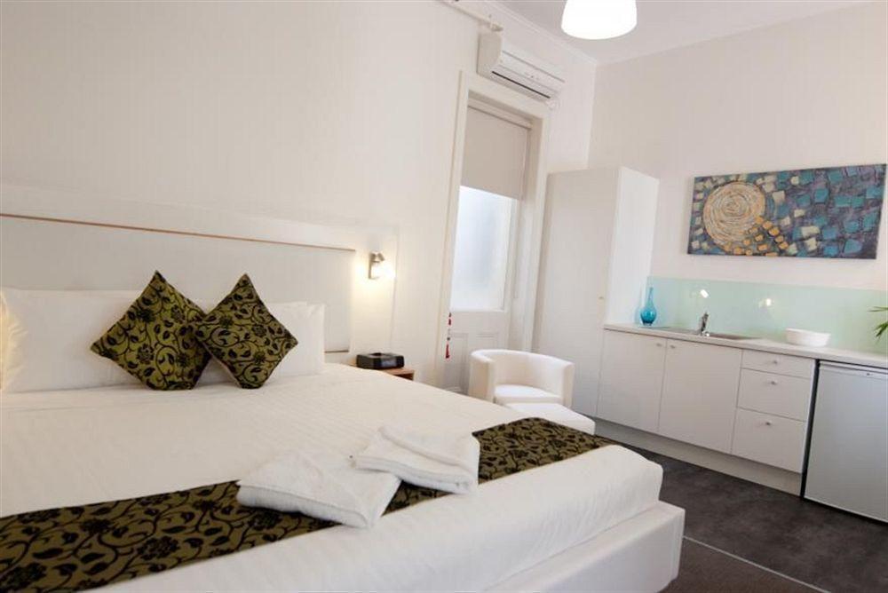 Aparthotel Seawall 4*