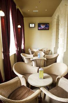 Hotel Largs Pier 4*