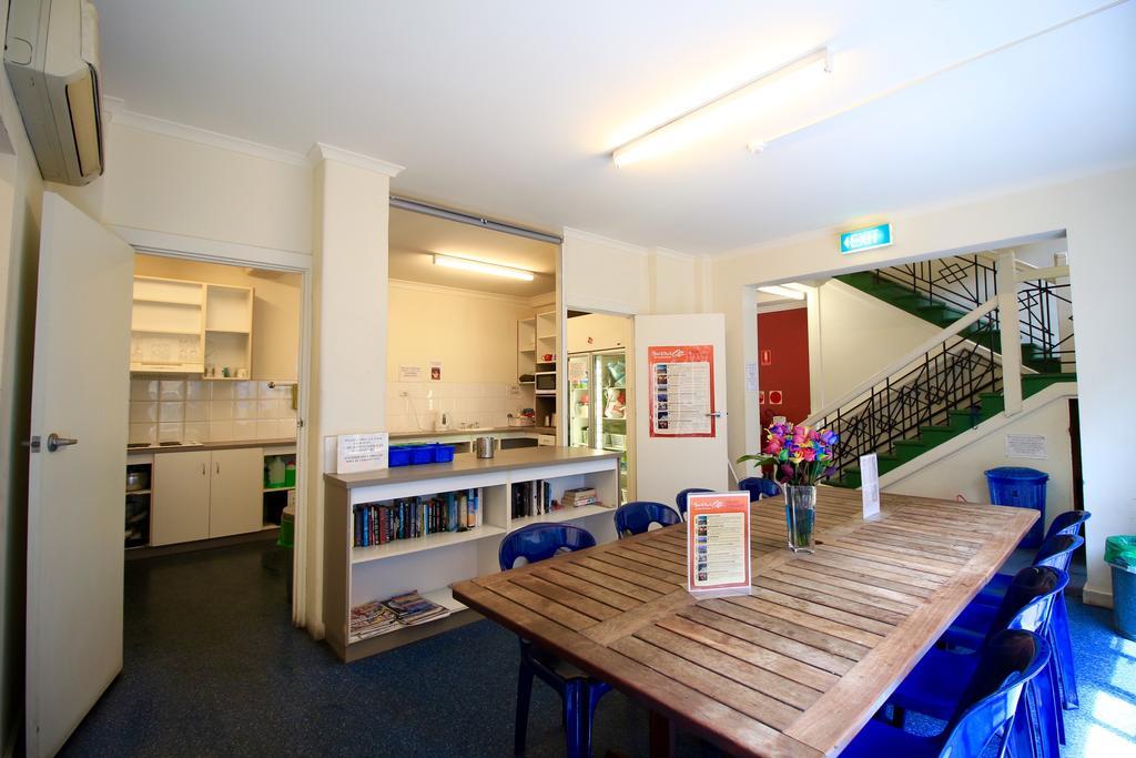 Hostel The *