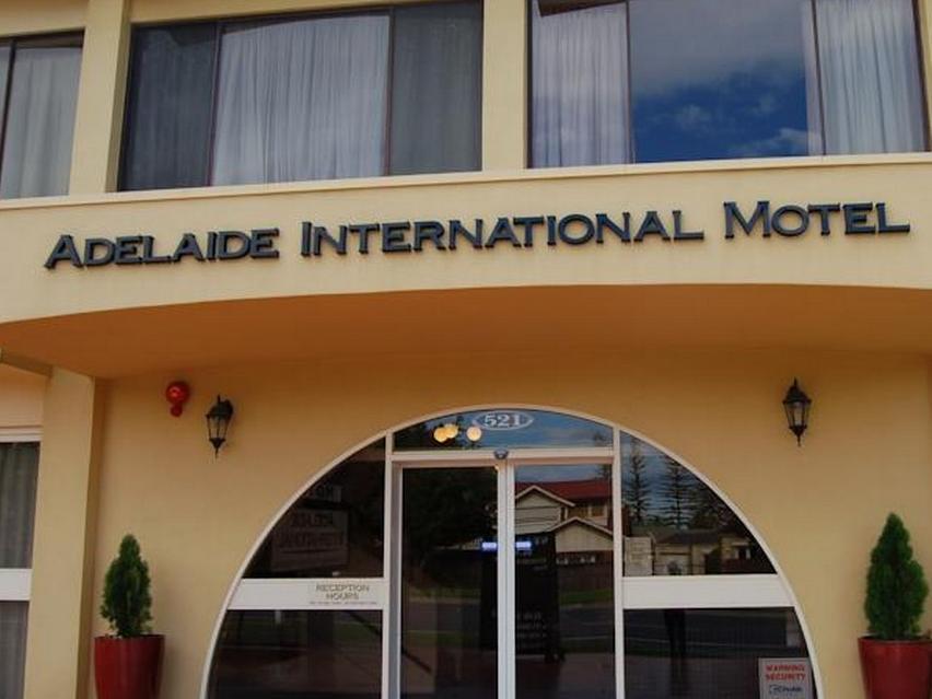 International Motel 3*