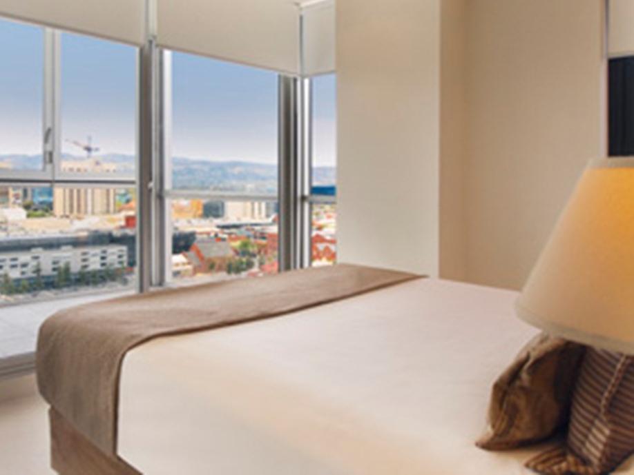 Istay Precinct Aparthotel