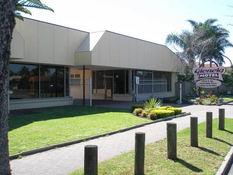 Glenelg 3*