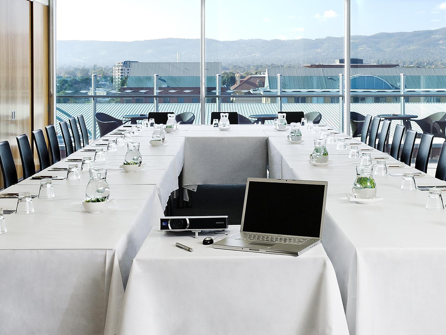 Majestic Roof Garden Hotel