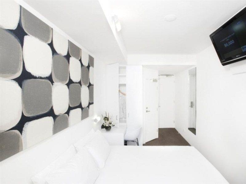 Majestic Minima Adelaide