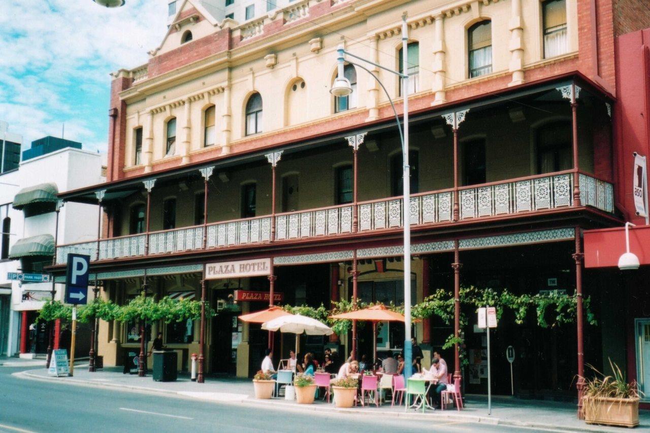 Hotel Plaza Adelaide